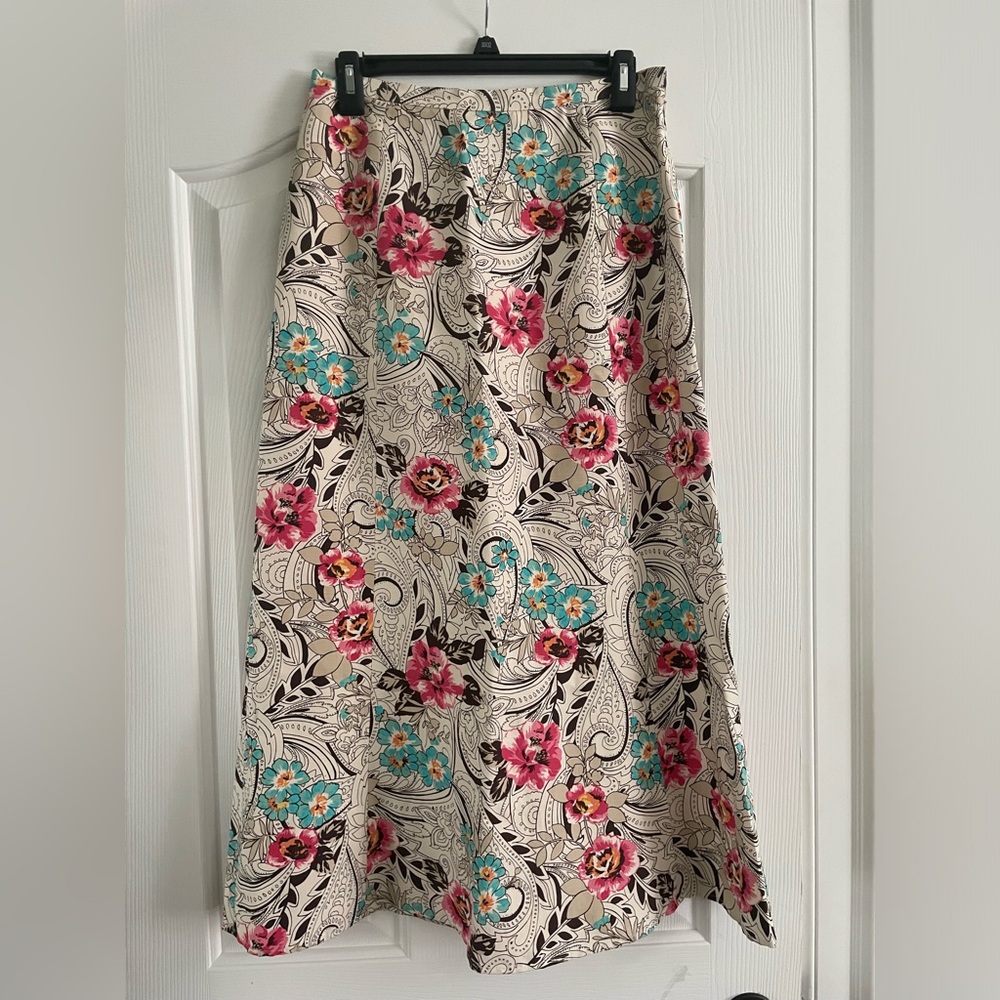 Harold’s size 4 midi skirt; white blue pink floral skirt